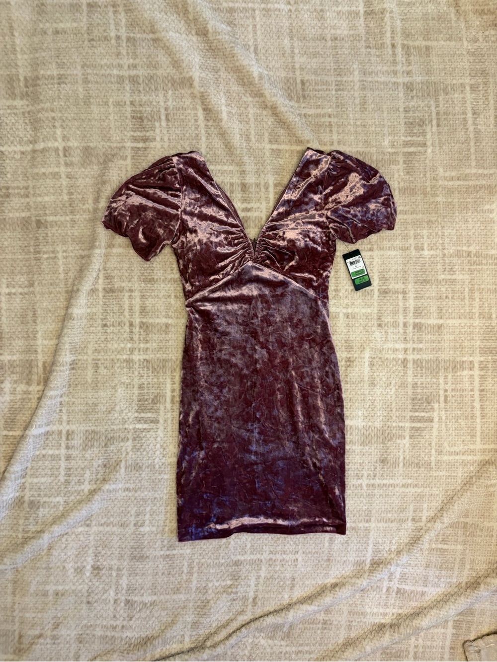 Guess NWT Mauve Crushed Velvet Puff Sleeve Mini Dress Size 2